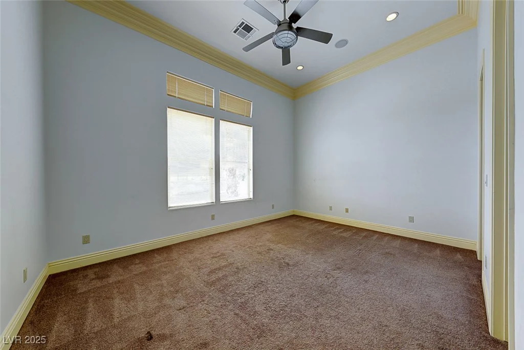 5645 Chieftain, Las Vegas, NV 89149