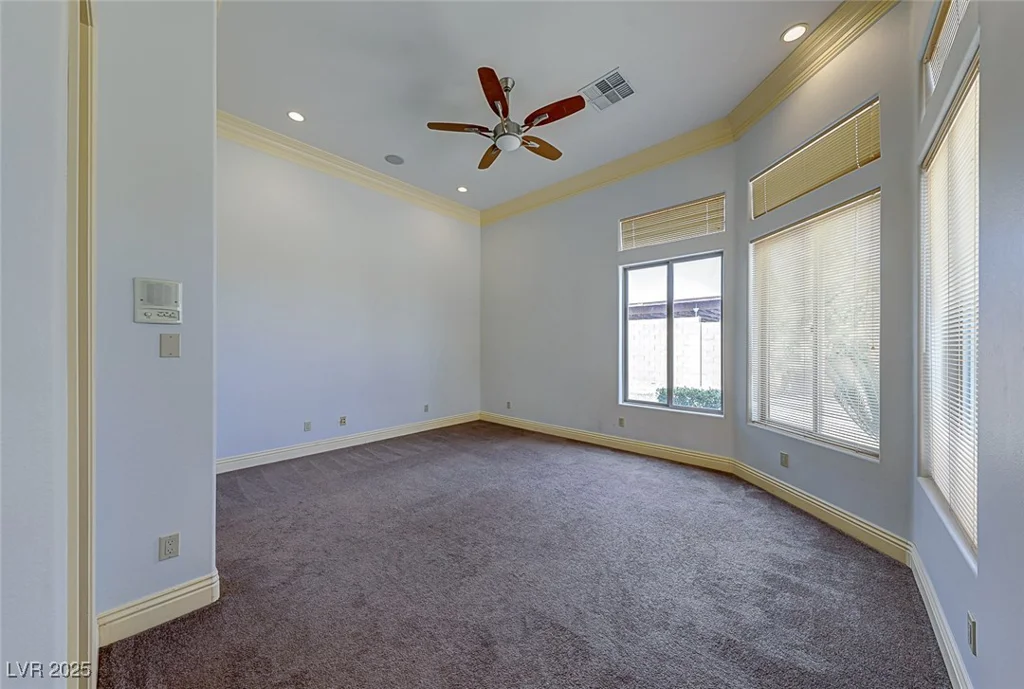 5645 Chieftain, Las Vegas, NV 89149