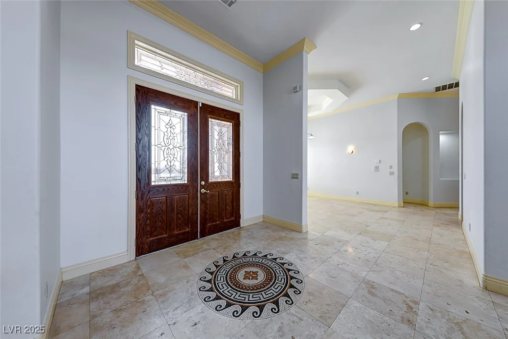 5645 Chieftain, Las Vegas, NV 89149