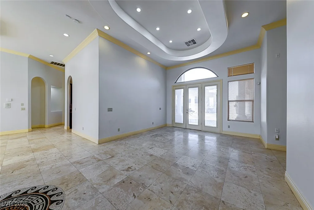 5645 Chieftain, Las Vegas, NV 89149