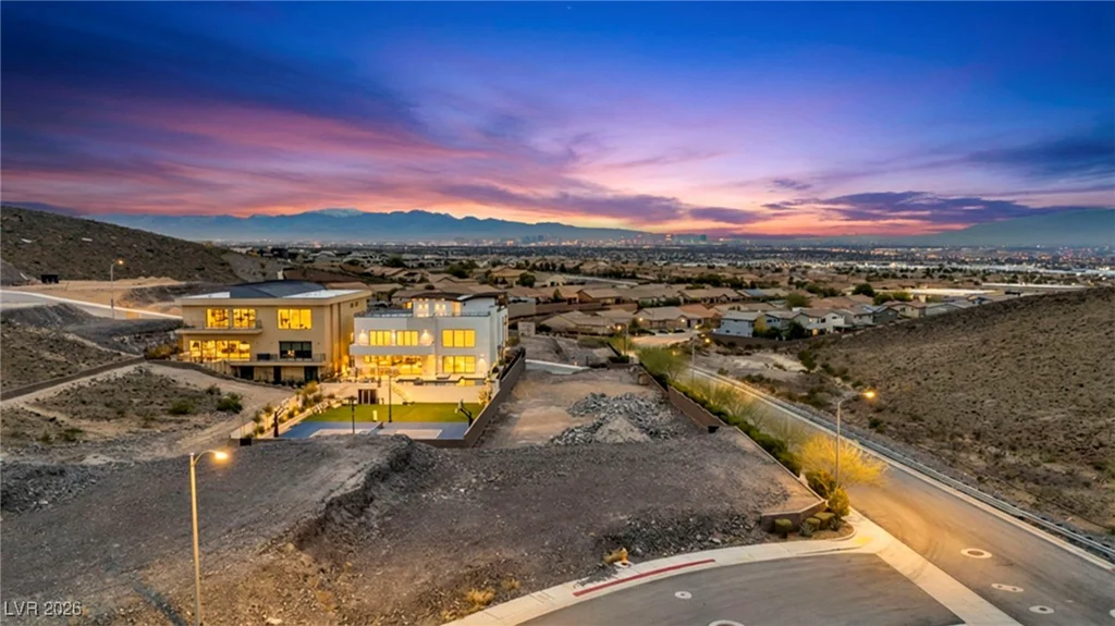 1046 Vincenzo, Henderson, NV 89012