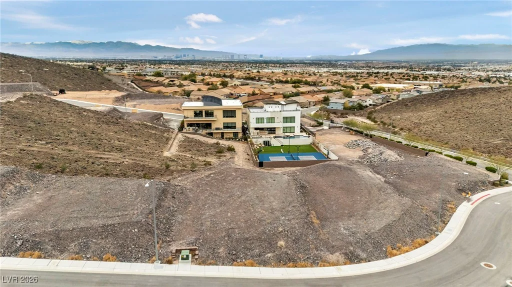 1054 Vincenzo, Henderson, NV 89012
