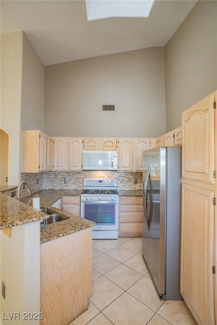 3320 Fort Apache, Las Vegas, NV 89117
