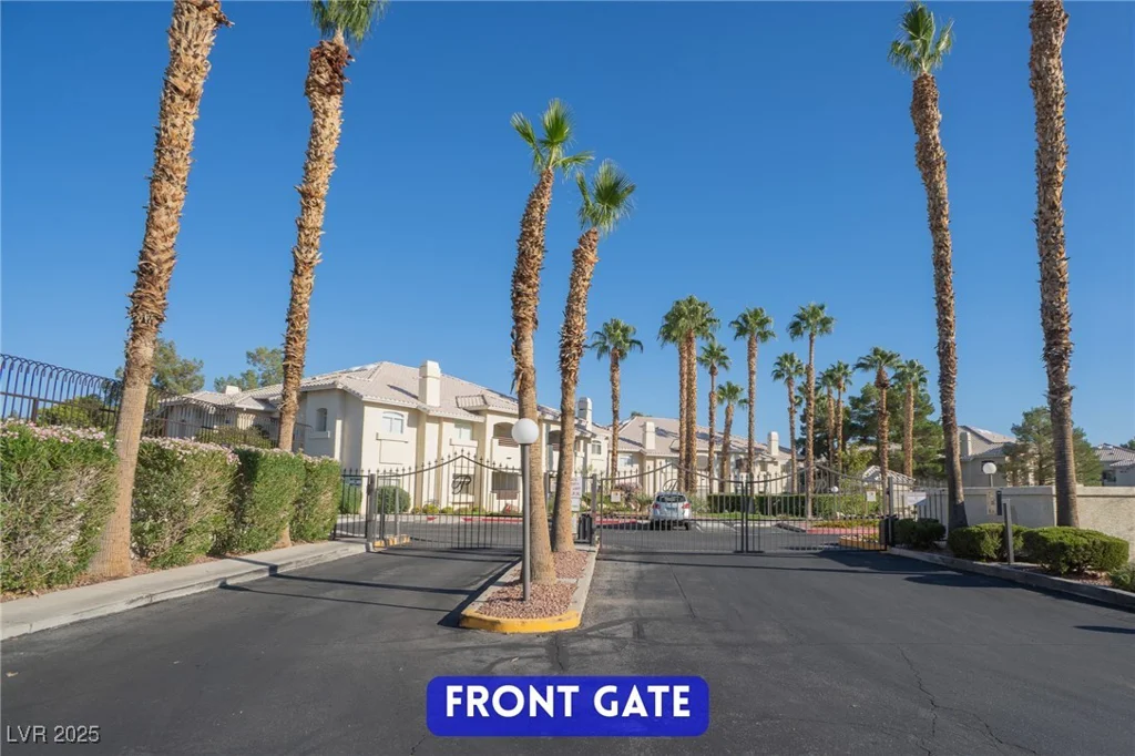 3320 Fort Apache, Las Vegas, NV 89117