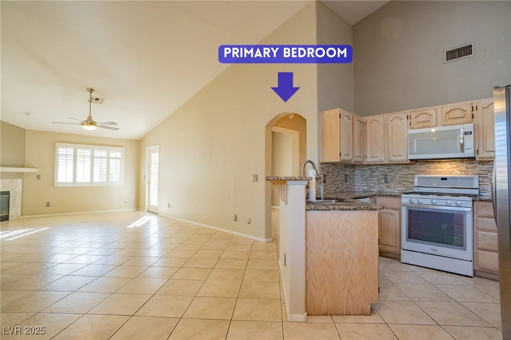 3320 Fort Apache, Las Vegas, NV 89117