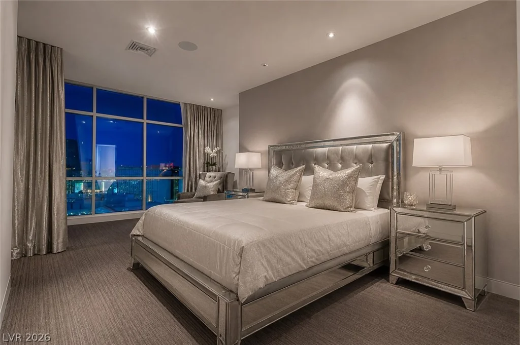 4575 Dean Martin, Las Vegas, NV 89103