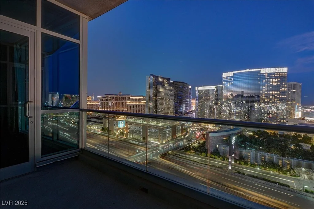 4575 Dean Martin, Las Vegas, NV 89103