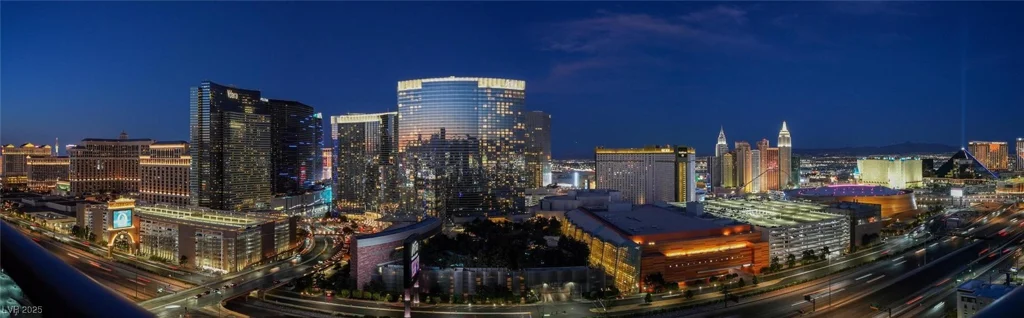 4575 Dean Martin, Las Vegas, NV 89103