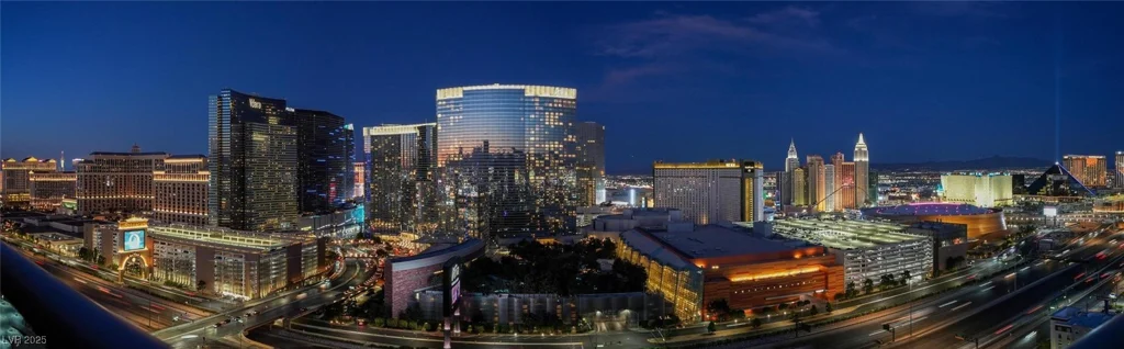 4575 Dean Martin, Las Vegas, NV 89103