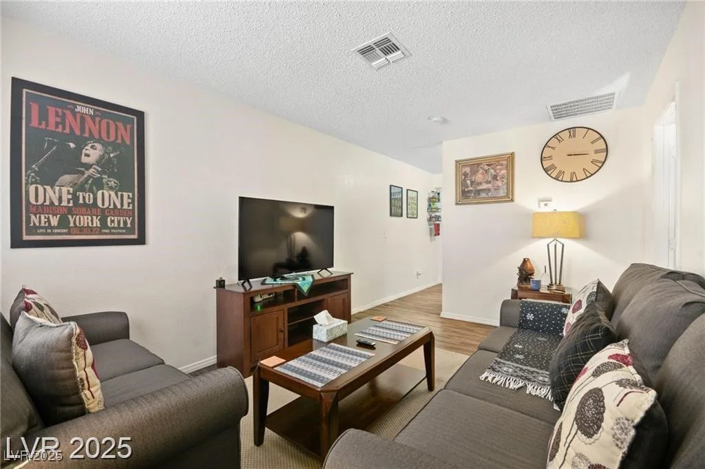 3982 Voxna, Las Vegas, NV 89119
