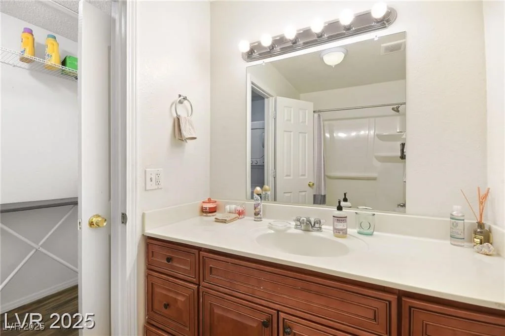 3982 Voxna, Las Vegas, NV 89119