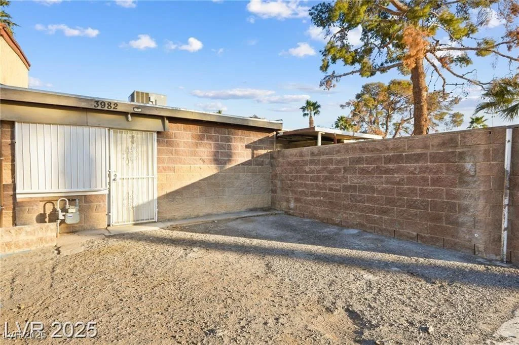 3982 Voxna, Las Vegas, NV 89119