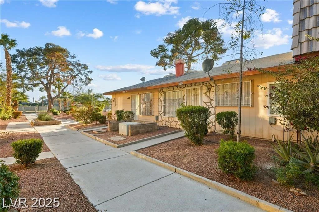 3982 Voxna, Las Vegas, NV 89119