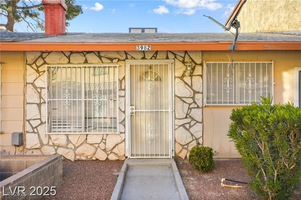 3982 Voxna, Las Vegas, NV 89119
