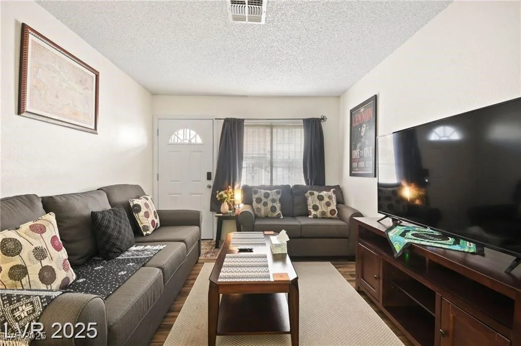 3982 Voxna, Las Vegas, NV 89119