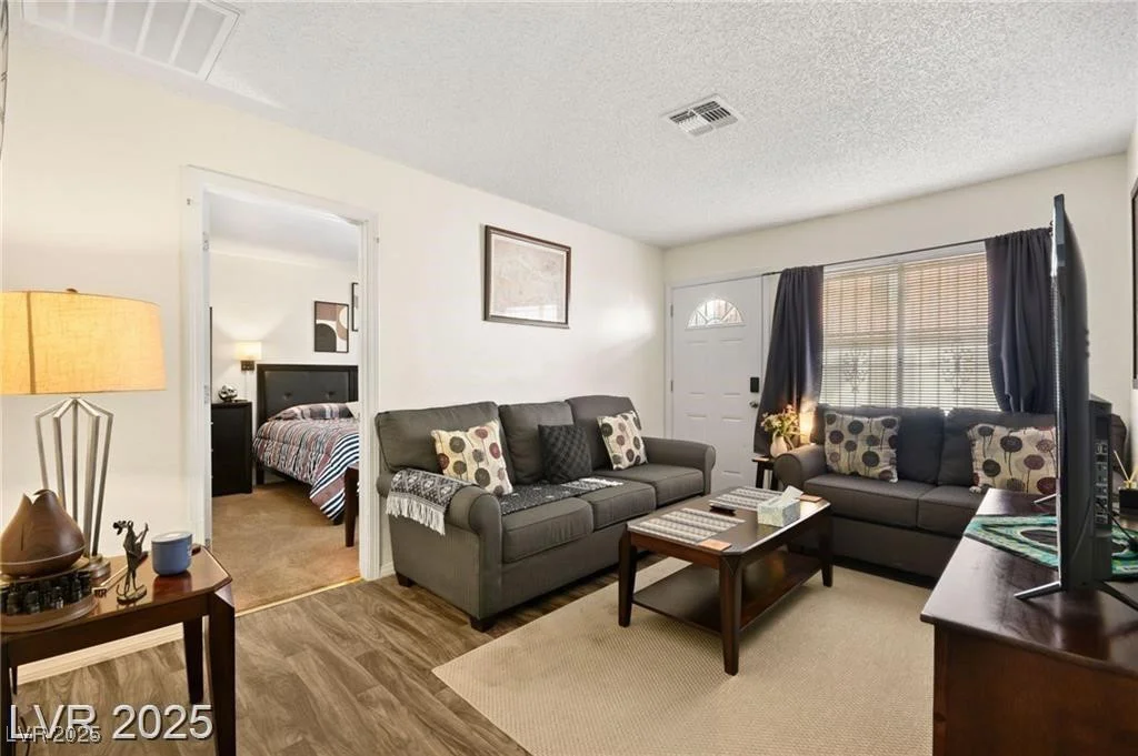 3982 Voxna, Las Vegas, NV 89119
