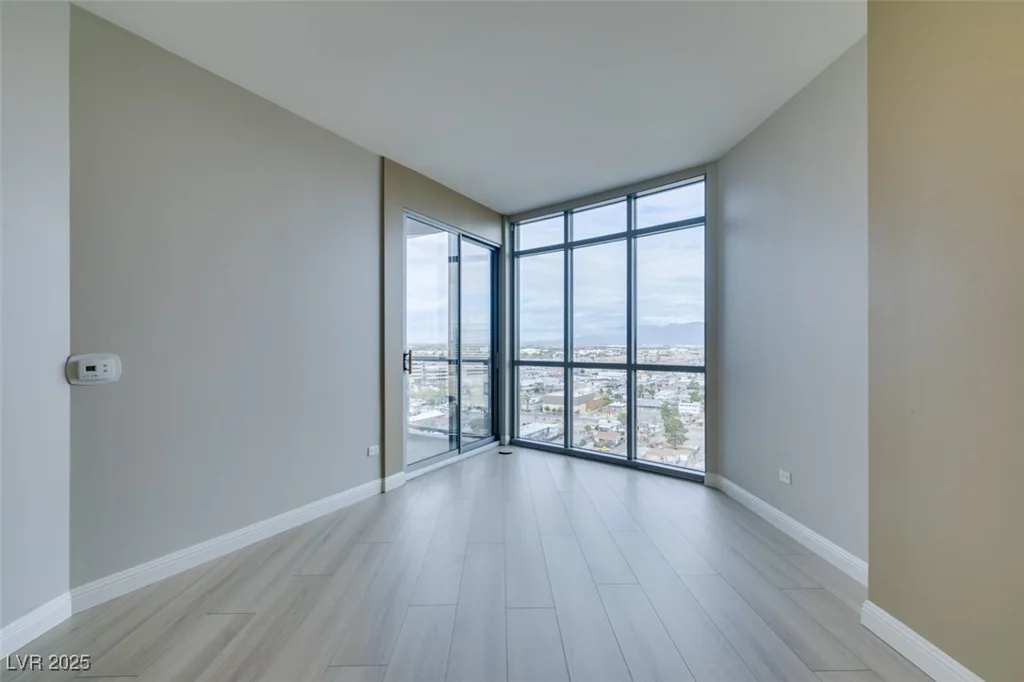 200 Sahara, Las Vegas, NV 89102