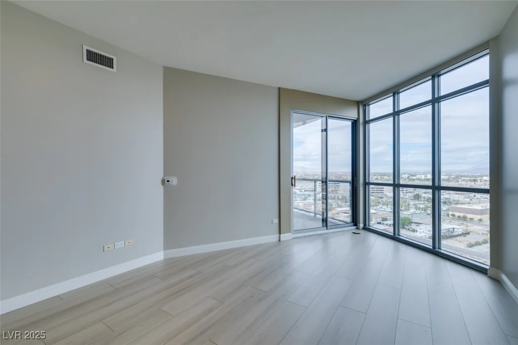 200 Sahara, Las Vegas, NV 89102