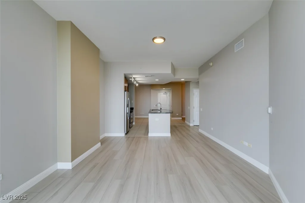 200 Sahara, Las Vegas, NV 89102