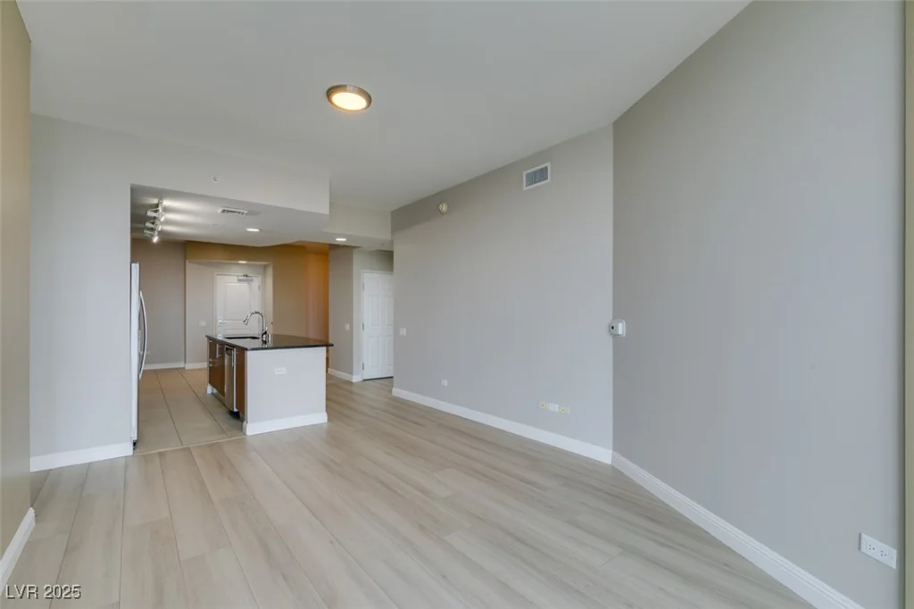 200 Sahara, Las Vegas, NV 89102