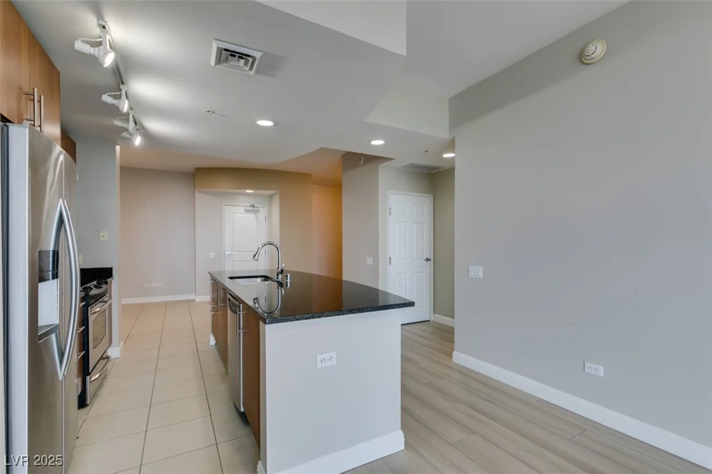 200 Sahara, Las Vegas, NV 89102