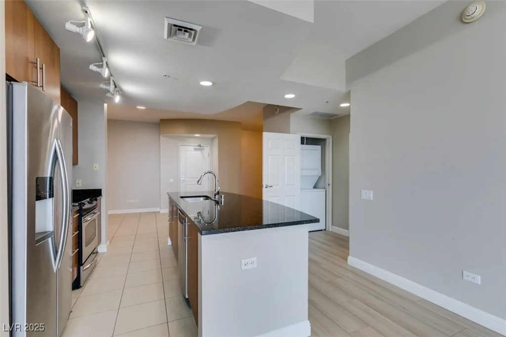 200 Sahara, Las Vegas, NV 89102