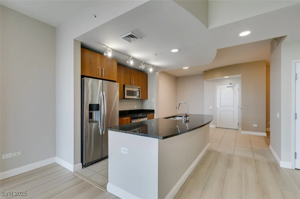200 Sahara, Las Vegas, NV 89102