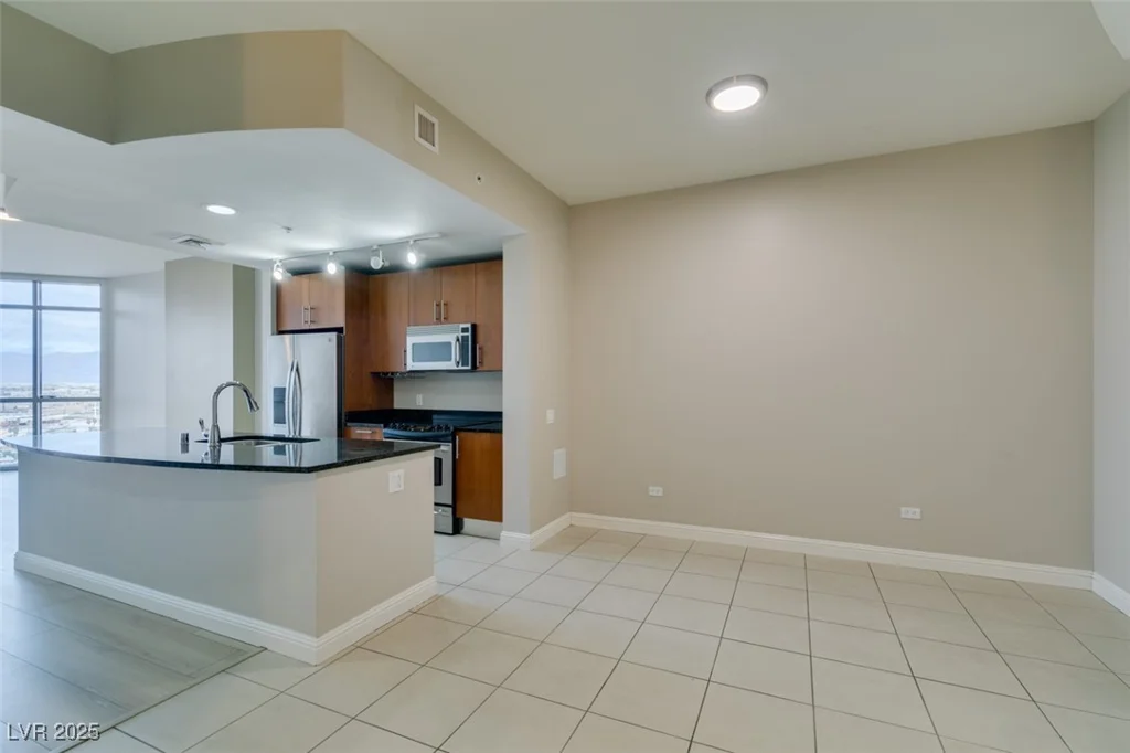 200 Sahara, Las Vegas, NV 89102