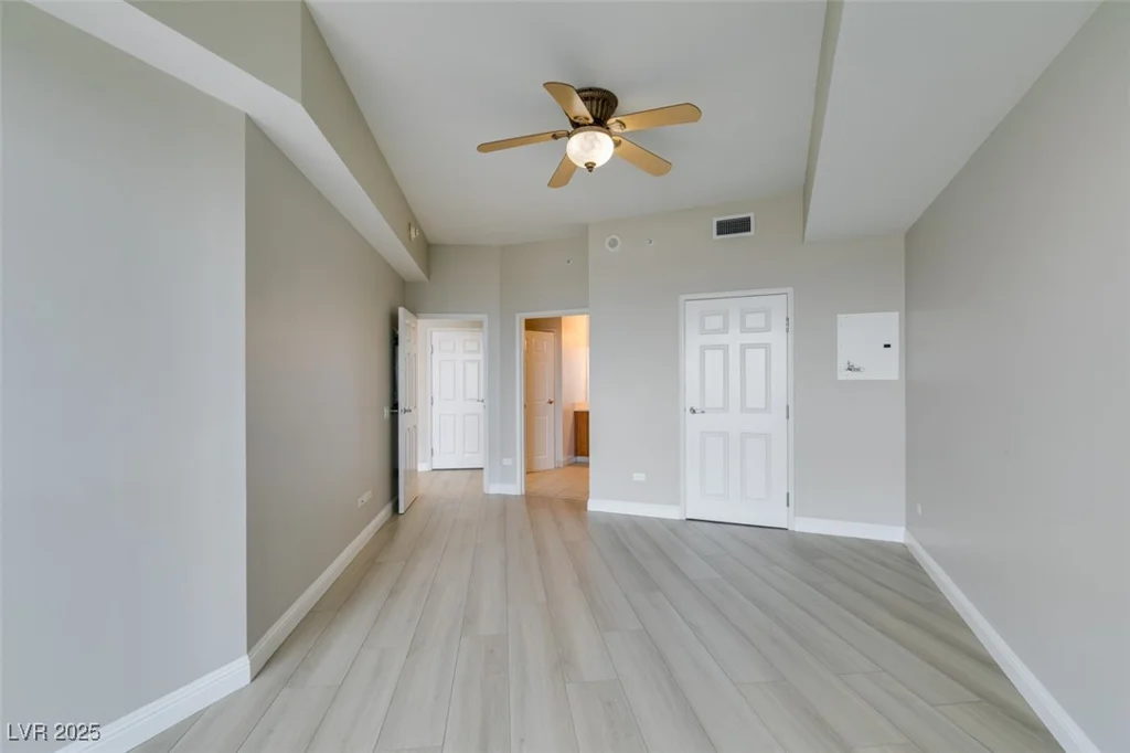 200 Sahara, Las Vegas, NV 89102