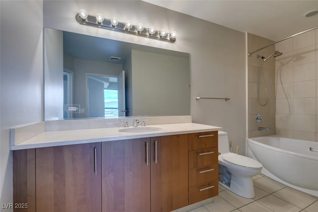 200 Sahara, Las Vegas, NV 89102
