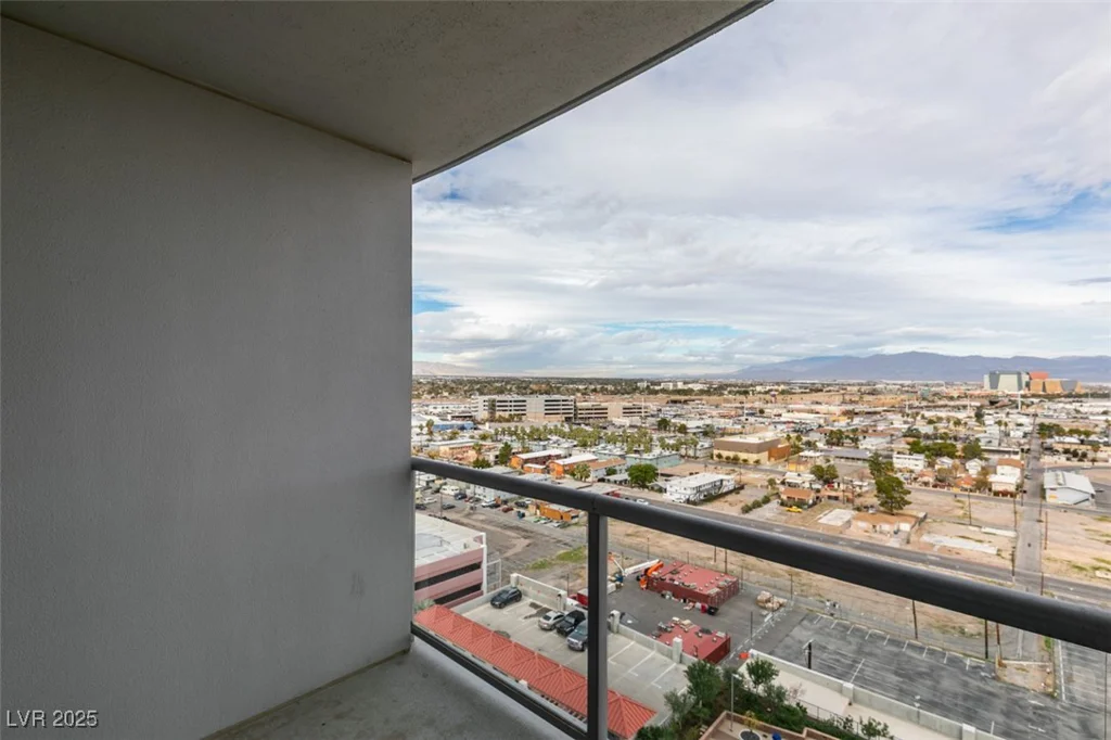 200 Sahara, Las Vegas, NV 89102