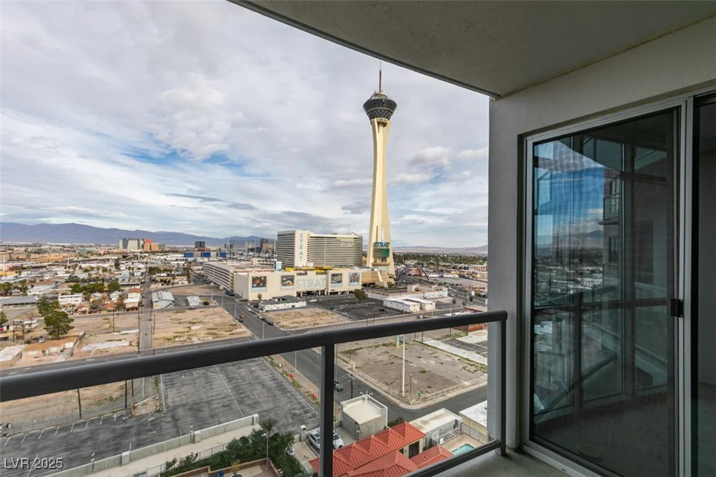 200 Sahara, Las Vegas, NV 89102
