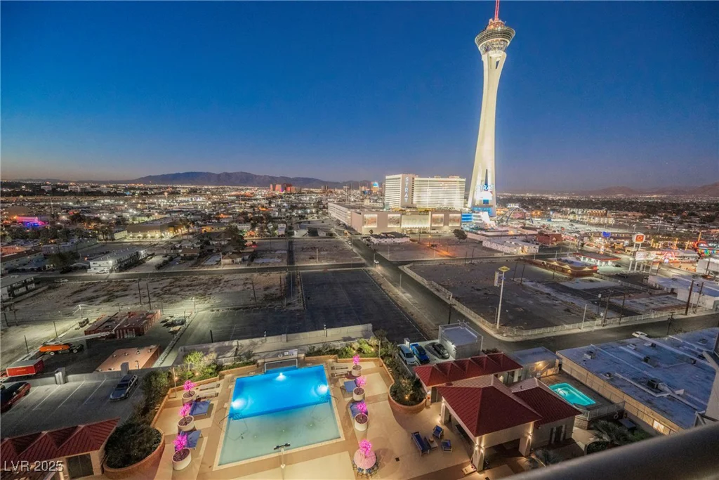 200 Sahara, Las Vegas, NV 89102