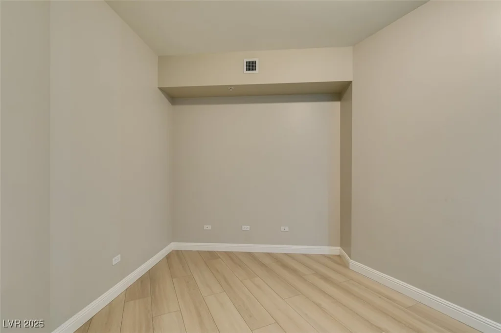 200 Sahara, Las Vegas, NV 89102