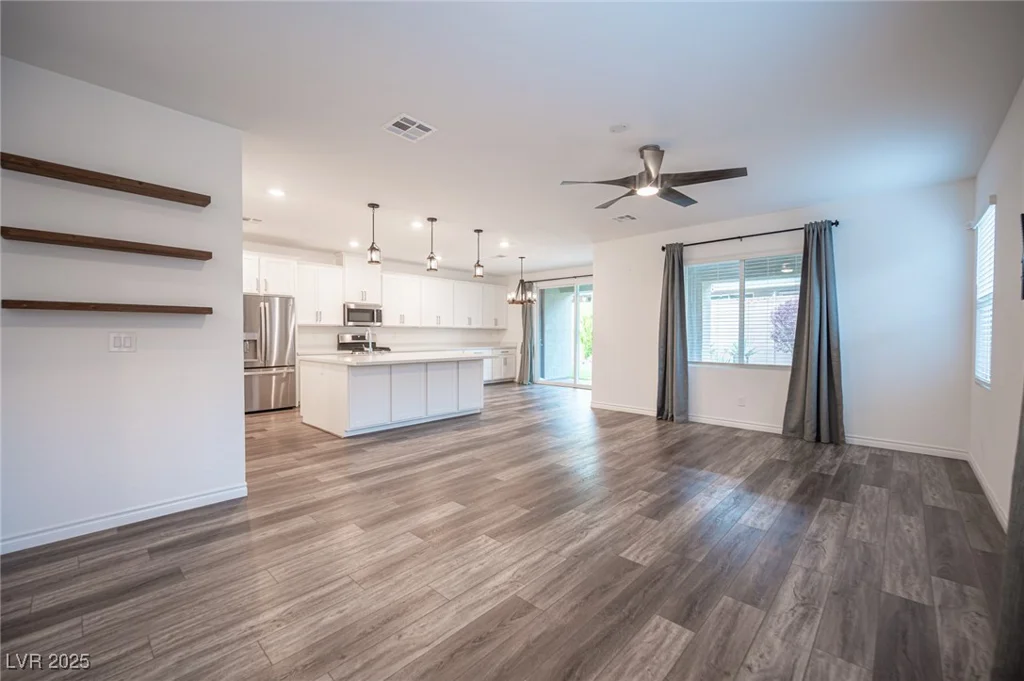 3912 Grazing Gazelle, North Las Vegas, NV 89084