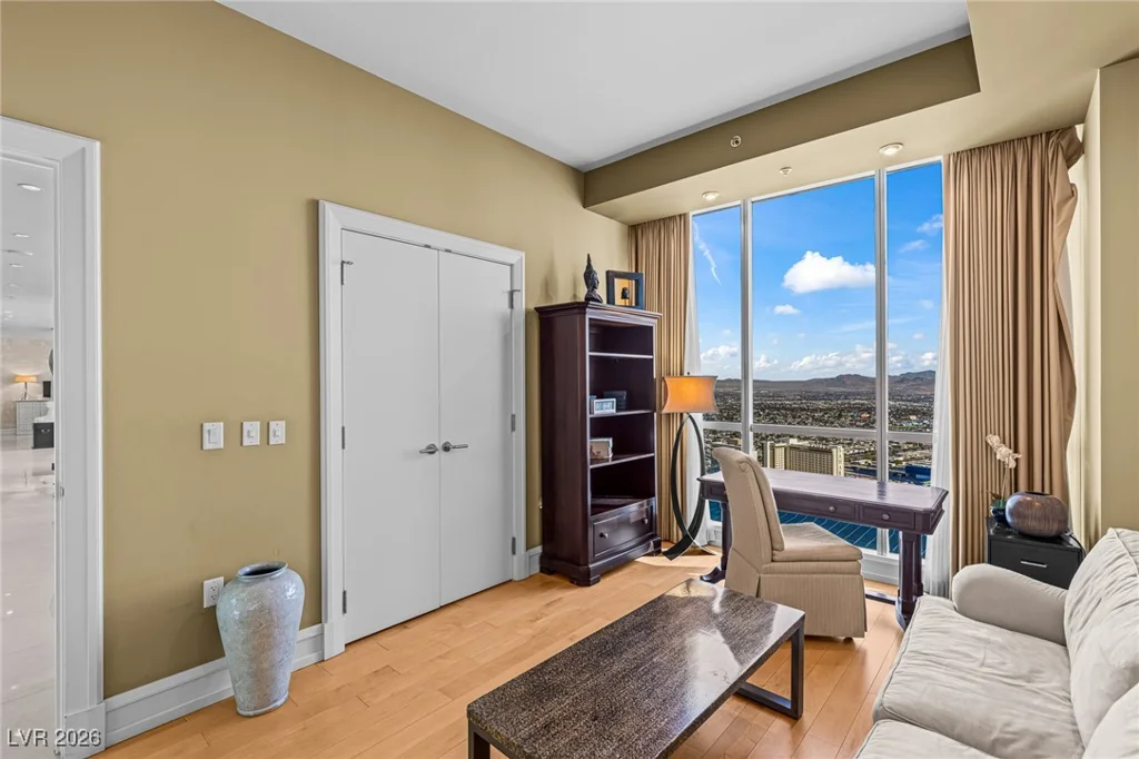 2700 Las Vegas, Las Vegas, NV 89109