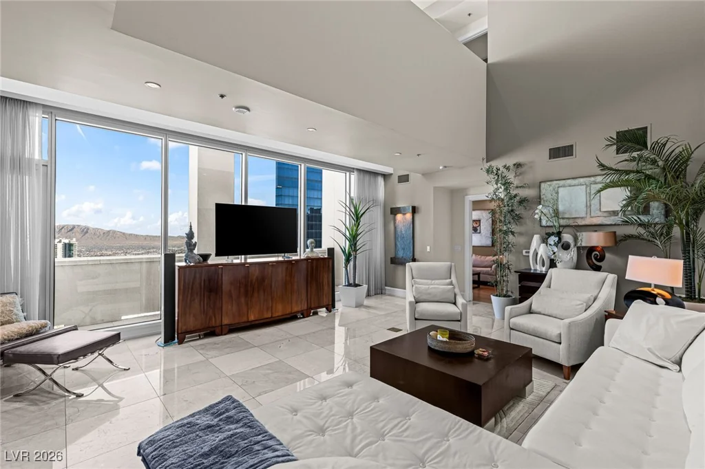 2700 Las Vegas, Las Vegas, NV 89109