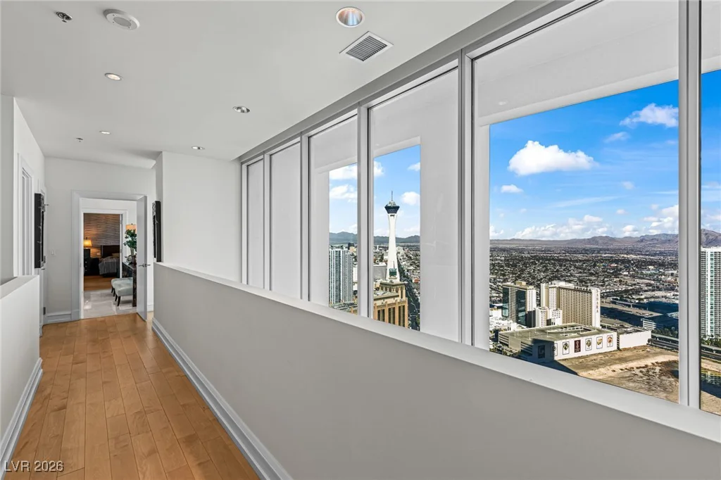 2700 Las Vegas, Las Vegas, NV 89109