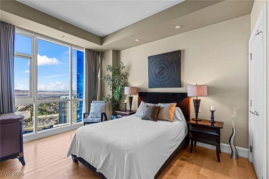 2700 Las Vegas, Las Vegas, NV 89109
