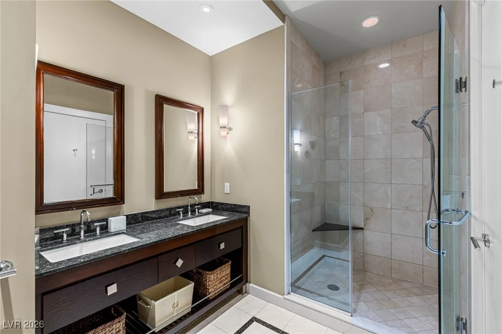 2700 Las Vegas, Las Vegas, NV 89109
