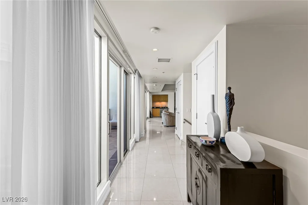 2700 Las Vegas, Las Vegas, NV 89109