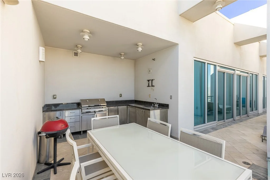2700 Las Vegas, Las Vegas, NV 89109