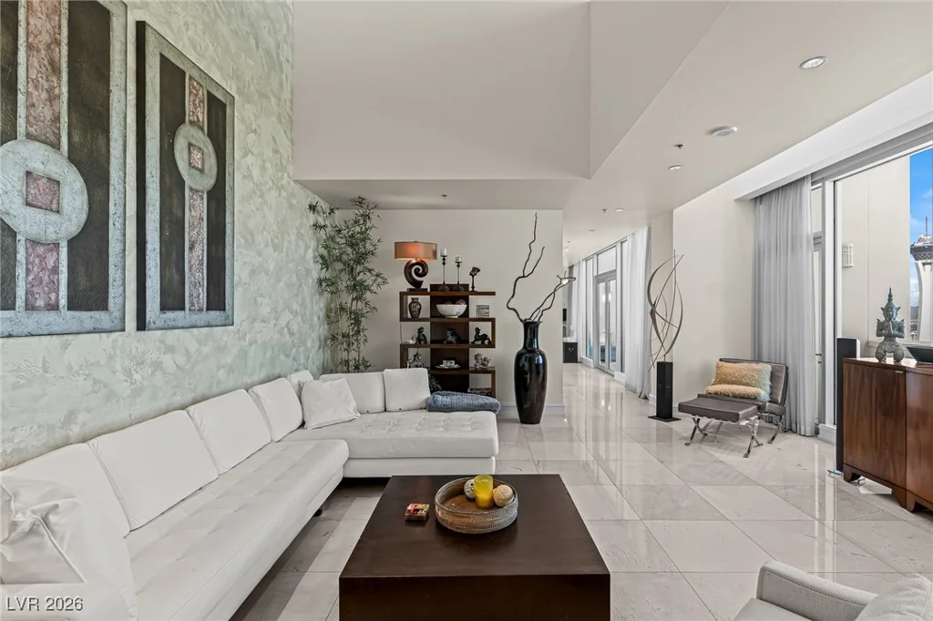 2700 Las Vegas, Las Vegas, NV 89109