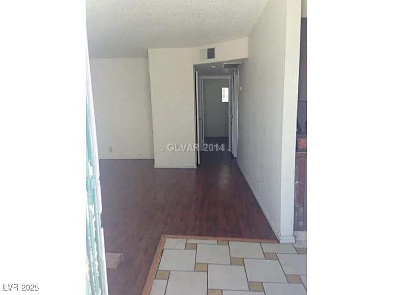 5100 Pebble Beach, Las Vegas, NV 89108