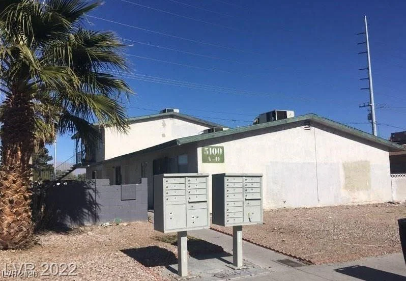 5100 Pebble Beach, Las Vegas, NV 89108