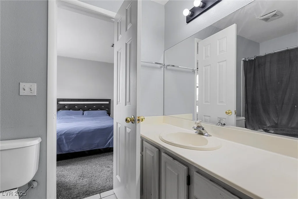 3950 Sandhill, Las Vegas, NV 89121