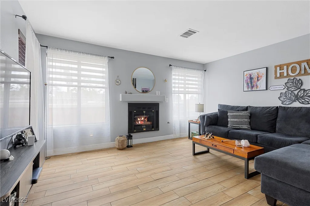 3950 Sandhill, Las Vegas, NV 89121