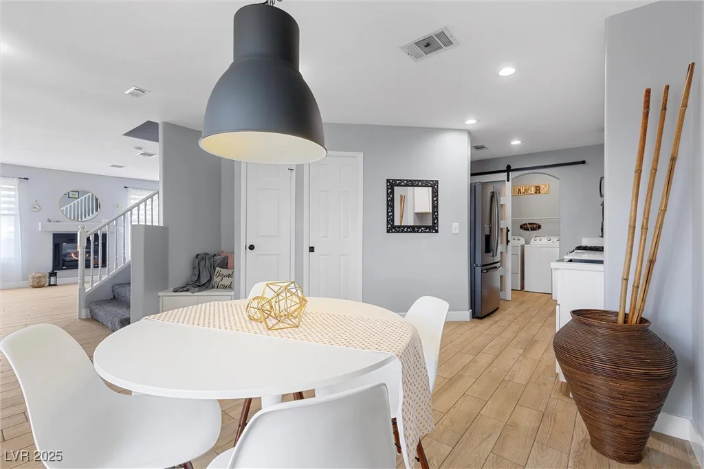 3950 Sandhill, Las Vegas, NV 89121