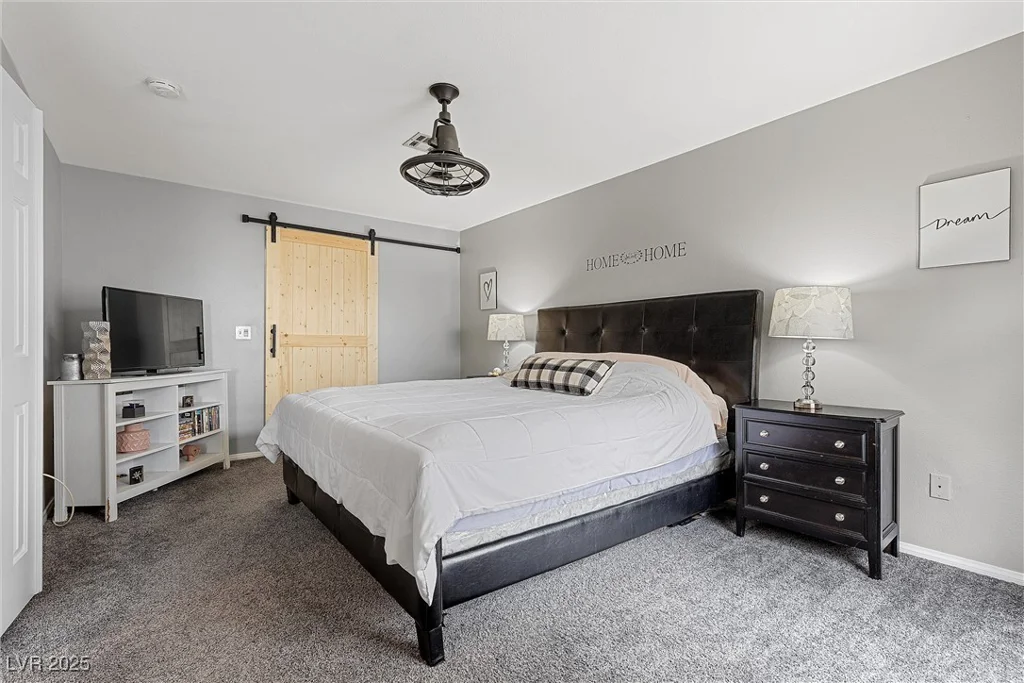 3950 Sandhill, Las Vegas, NV 89121