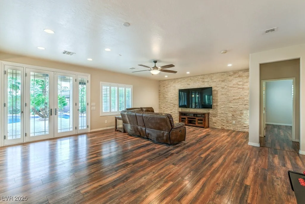 8633 Kennedy Heights, Las Vegas, NV 89131
